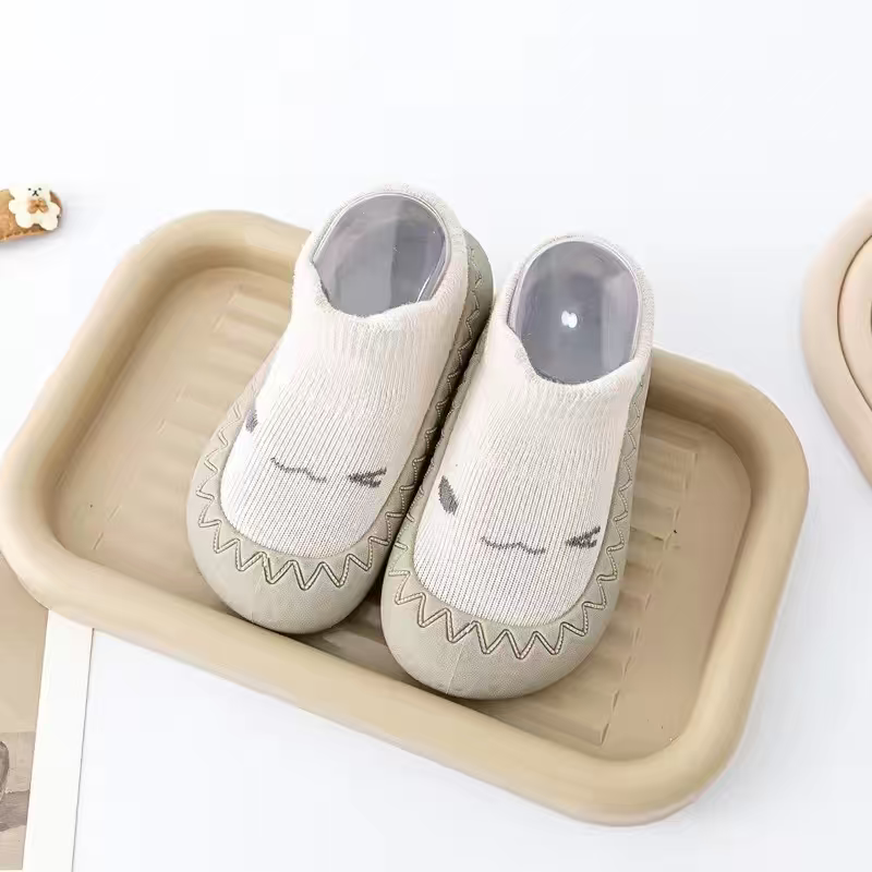 👣 Chaussons antidérapants bébé – Premiers pas